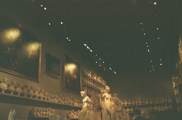 Abus de confiance : comprendre cette infraction pénale en droit français